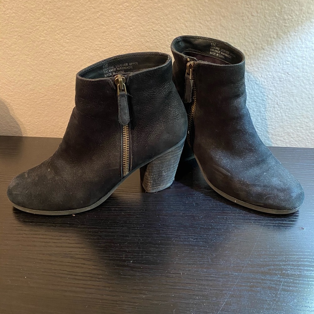 BP black booties